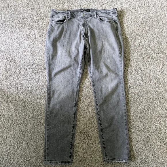 Abercrombie Athletic Slim Jeans - Picture 2 of 8